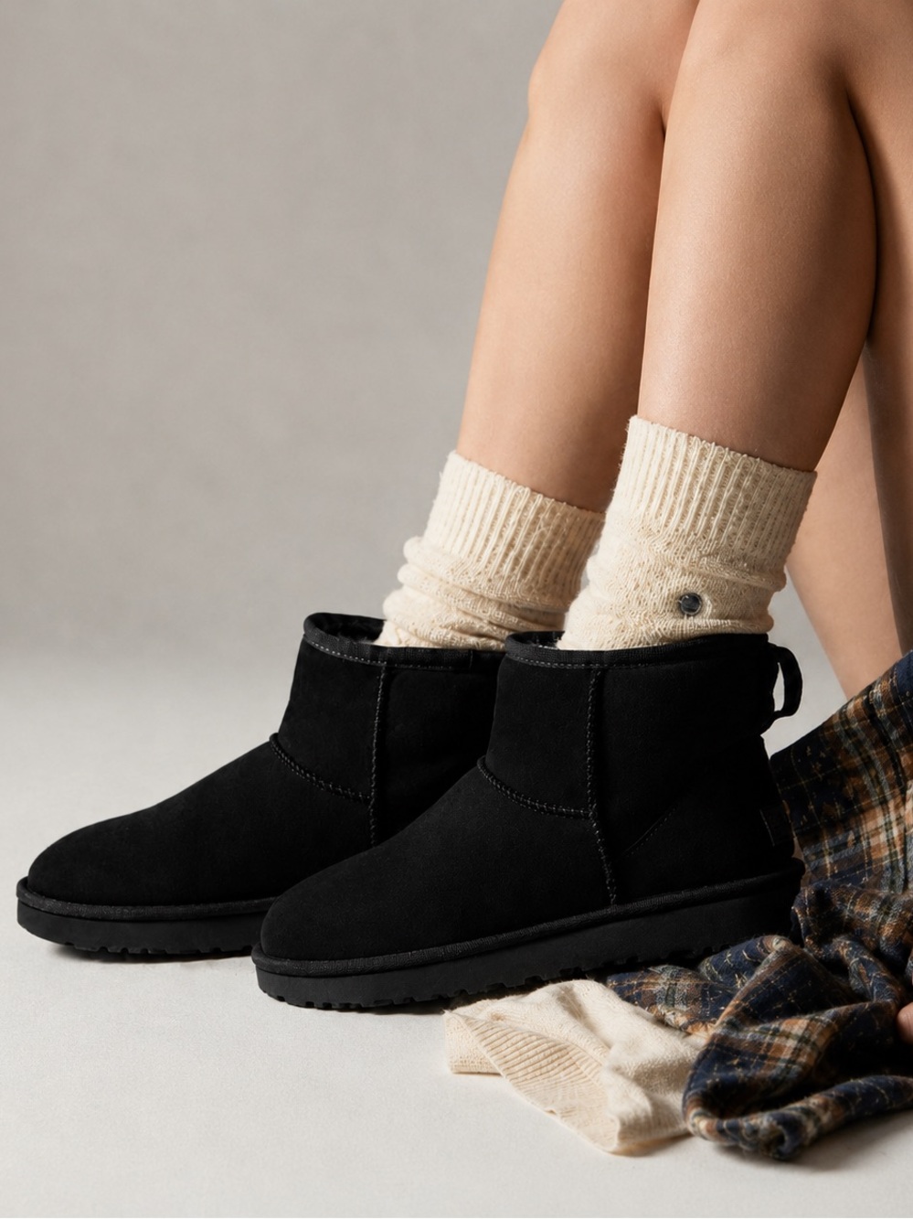 UGG Classic Mini II Black Suede Boots Women 6 NIB Sheepskin Water Resistant